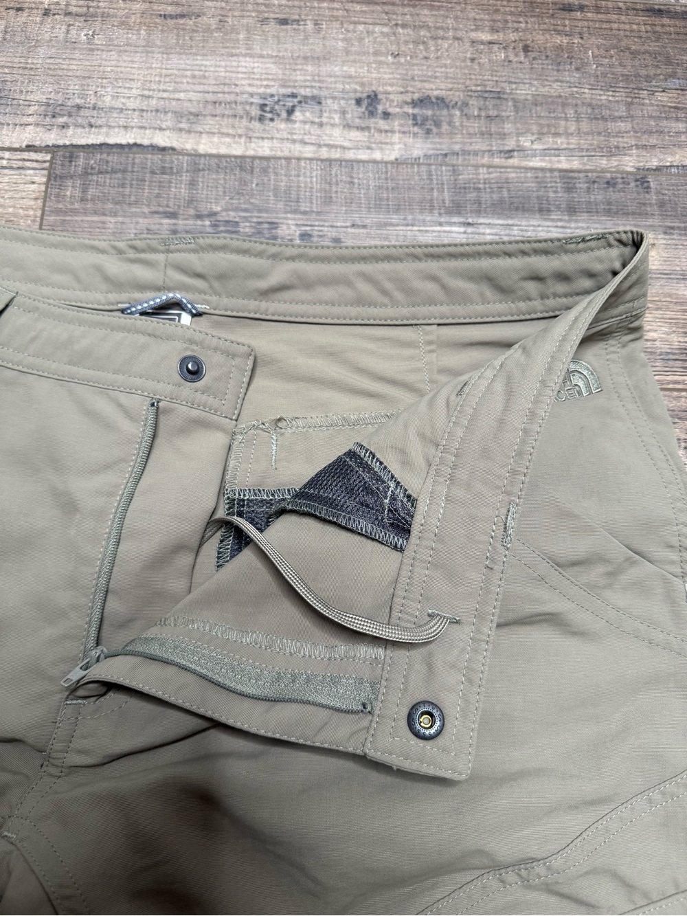 The North Face Cargo Pants Durable Everyday Wear Women's Size 14 - Picture 7 of 16